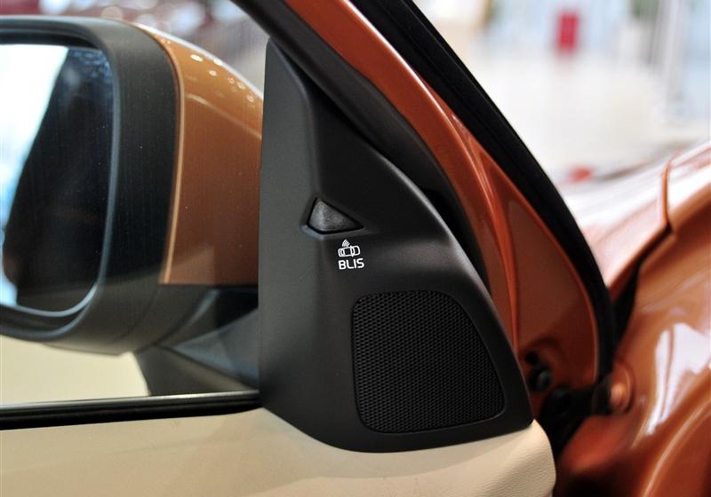 沃爾沃(進(jìn)口) 沃爾沃S60 2011款 2.0T 智尊版