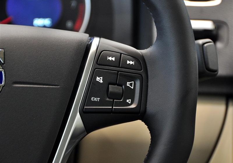 沃爾沃(進口) 沃爾沃S60 2011款 2.0T 智尊版