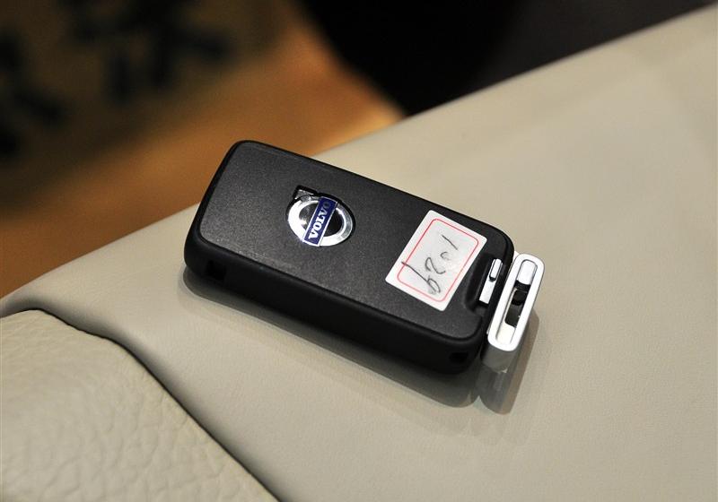 沃爾沃(進(jìn)口) 沃爾沃S60 2011款 2.0T 智尊版