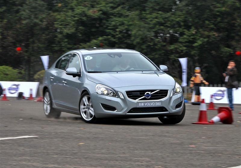 沃爾沃(進口) 沃爾沃S60 2011款 2.0T 智尊版