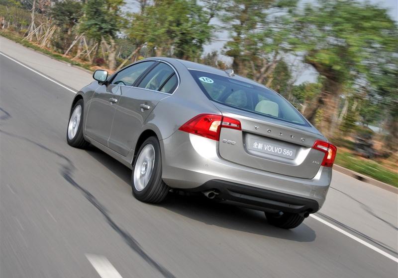 沃爾沃(進口) 沃爾沃S60 2011款 2.0T 智尊版