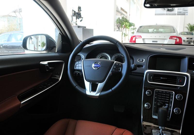 沃爾沃(進口) 沃爾沃S60 2011款 3.0 T6 AWD 智尊版