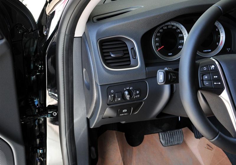 沃爾沃(進口) 沃爾沃S60 2011款 3.0 T6 AWD 智尊版