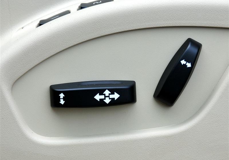 沃爾沃(進(jìn)口) 沃爾沃XC60 2012款 3.0 T6 AWD舒適版