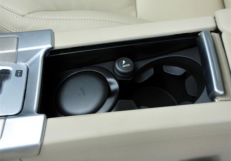 沃爾沃(進口) 沃爾沃XC60 2012款 3.0 T6 AWD舒適版