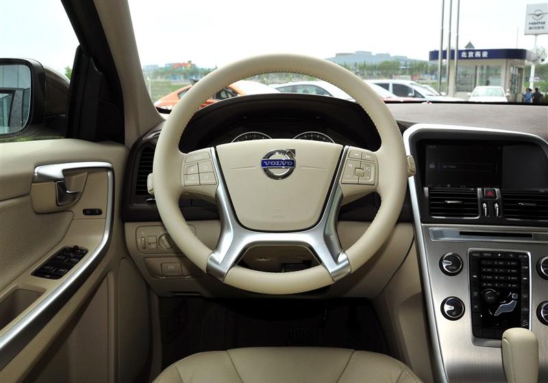 沃爾沃(進口) 沃爾沃XC60 2012款 3.0 T6 AWD舒適版