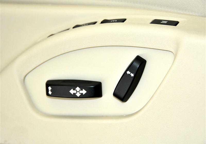 沃爾沃(進口) 沃爾沃XC60 2011款 2.0T 智雅版