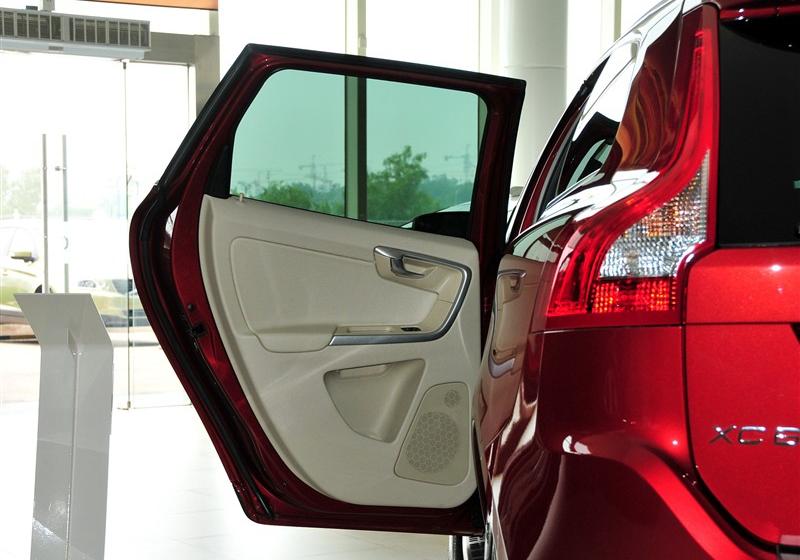 沃爾沃(進口) 沃爾沃XC60 2011款 2.0T 智雅版