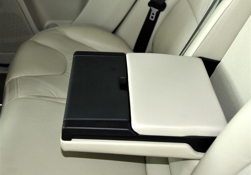 沃爾沃(進(jìn)口) 沃爾沃XC60 2011款 2.0T 智雅版