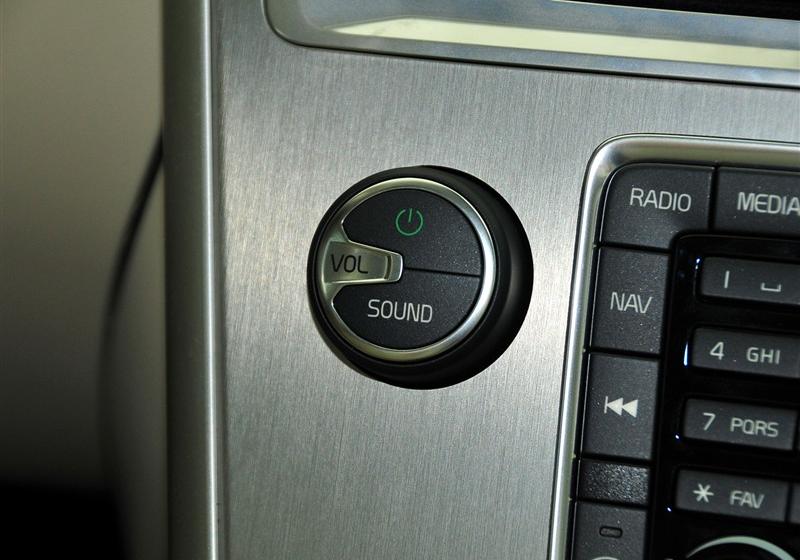 沃爾沃(進口) 沃爾沃XC60 2011款 2.0T 智雅版