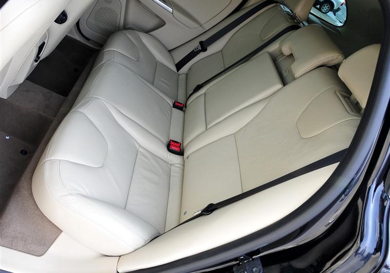 沃爾沃(進口) 沃爾沃XC60 2011款 2.0T 智尊版