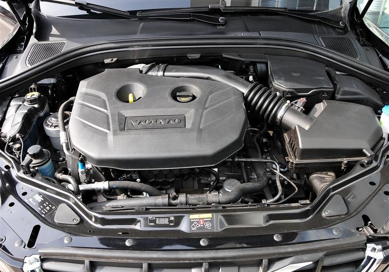 沃爾沃(進(jìn)口) 沃爾沃XC60 2011款 2.0T 智尊版