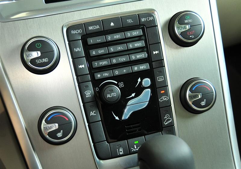 沃爾沃(進口) 沃爾沃XC60 2011款 3.0 T6 AWD智尊版