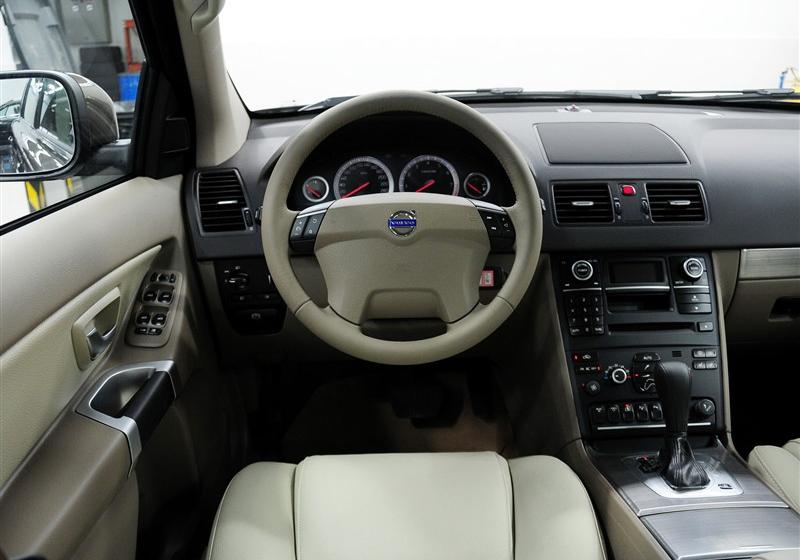 沃爾沃(進口) 沃爾沃XC90 2012款 2.5T 北歐豪華版