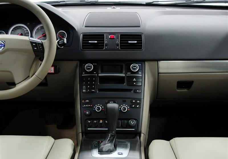 沃爾沃(進口) 沃爾沃XC90 2012款 2.5T 北歐豪華版