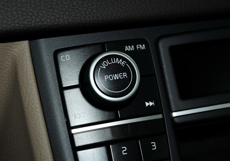 沃爾沃(進(jìn)口) 沃爾沃XC90 2012款 2.5T 北歐豪華版