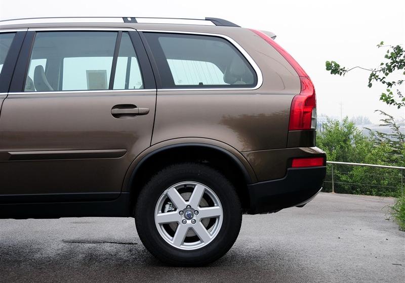 沃爾沃(進(jìn)口) 沃爾沃XC90 2012款 2.5T 北歐豪華版