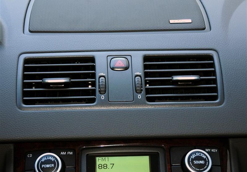 沃爾沃(進(jìn)口) 沃爾沃XC90 2012款 2.5T 北歐行政版