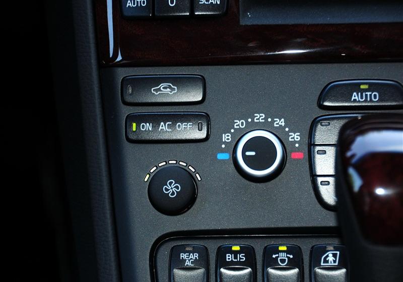 沃爾沃(進口) 沃爾沃XC90 2012款 2.5T 北歐行政版