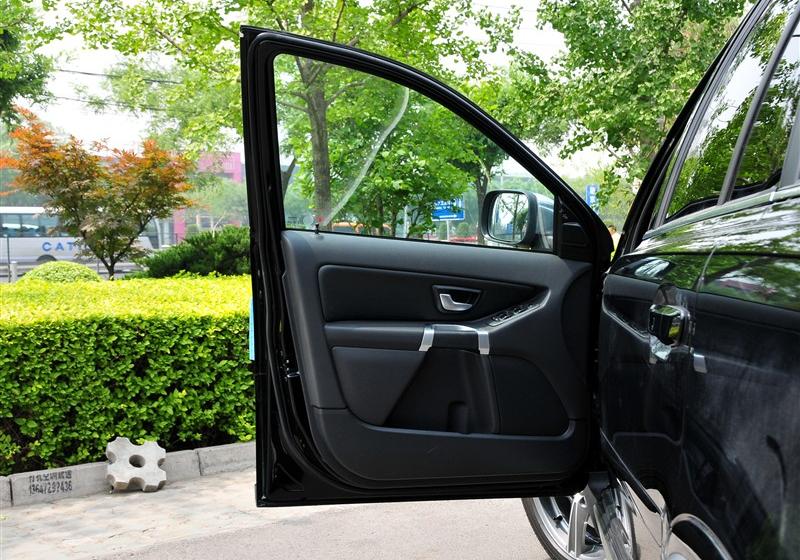 沃爾沃(進(jìn)口) 沃爾沃XC90 2011款 2.5T 北歐個性運(yùn)動版