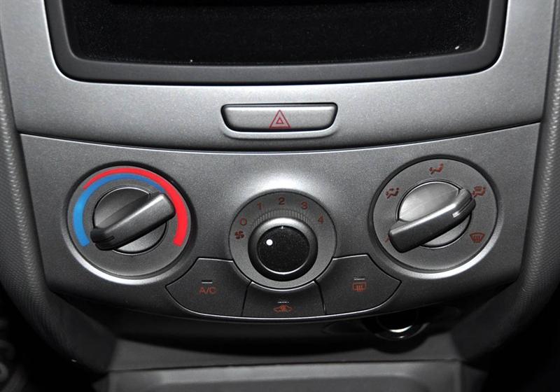 通用雪佛蘭 賽歐 2010款 1.2L 手動溫馨版