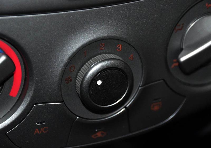 通用雪佛蘭 賽歐 2010款 1.2L 手動溫馨版