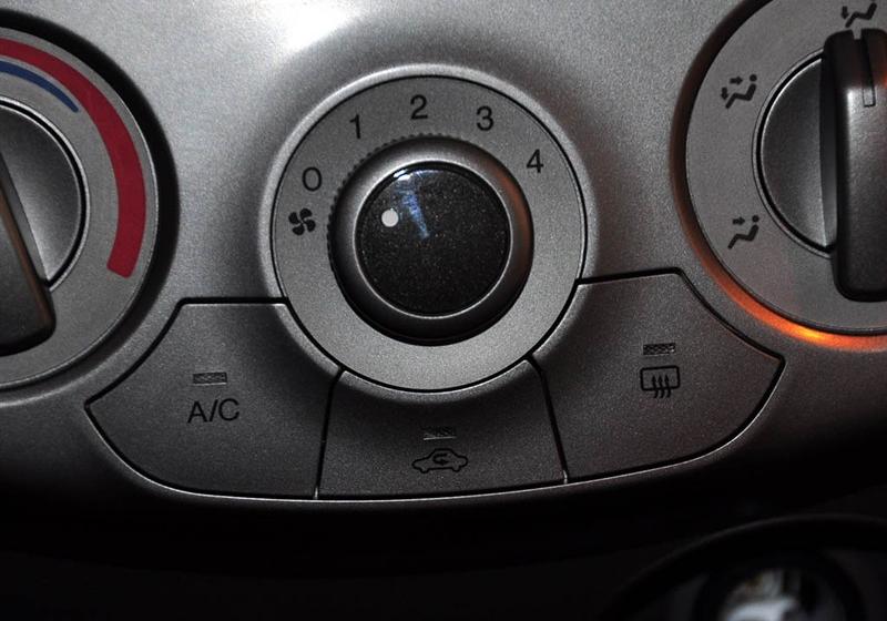 通用雪佛蘭 賽歐 2010款 1.2L 手動理想版