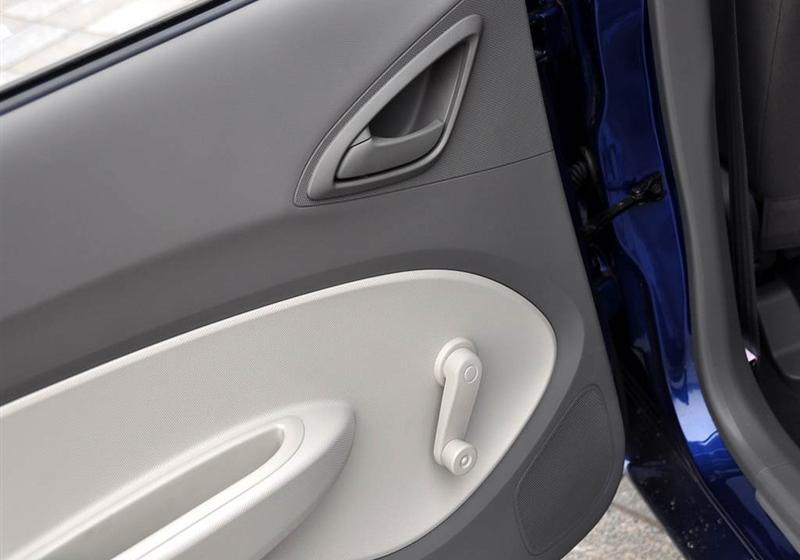 通用雪佛蘭 賽歐 2010款 1.4L 手動理想版