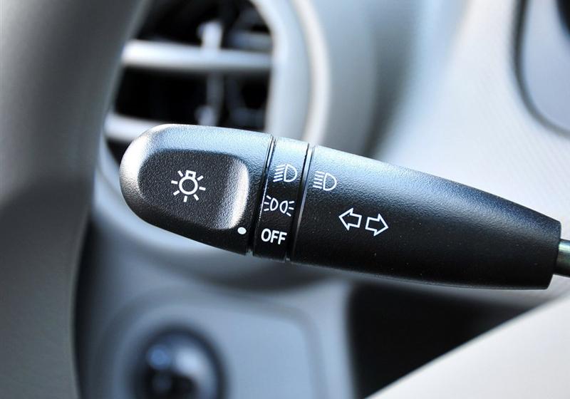 通用雪佛蘭 賽歐 2010款 兩廂 1.2L EMT理想版