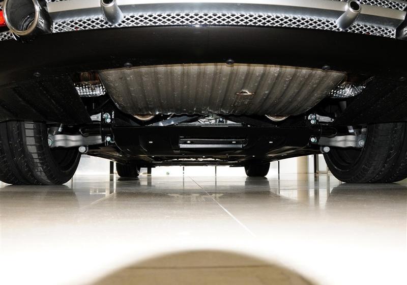 阿斯頓馬丁DB9  2011款 6.0 Touchtronic Coupe