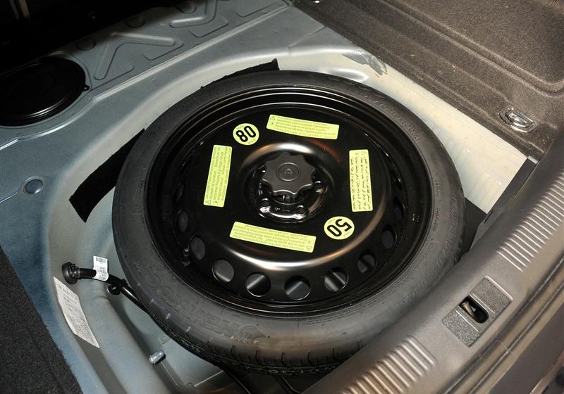 奧迪A4L  2011款 2.0 TFSI 技術型