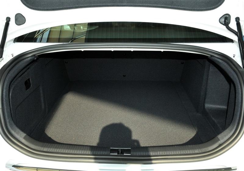 奧迪A6L  2011款 2.4 舒適型