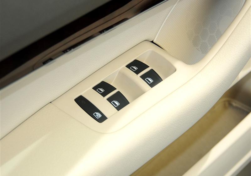 奧迪A6L  2011款 2.8 FSI 舒適型