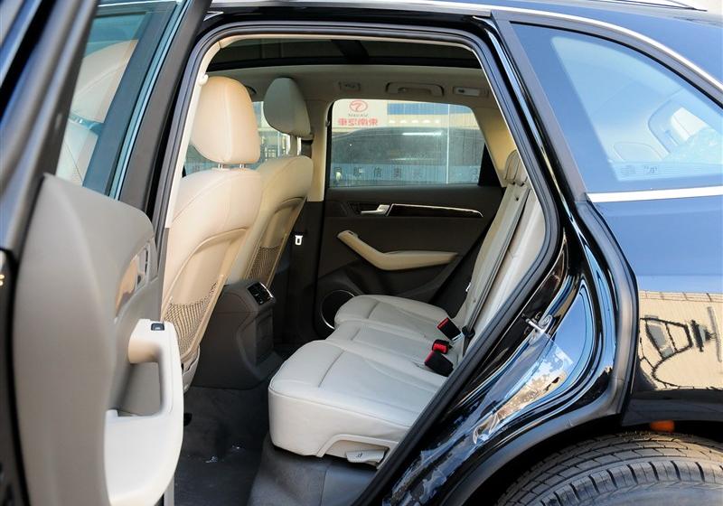 奧迪Q5  2011款 2.0TSI 舒適型