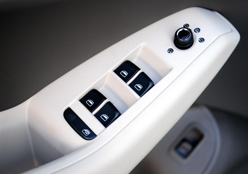 奧迪Q5  2011款 2.0TSI 舒適型