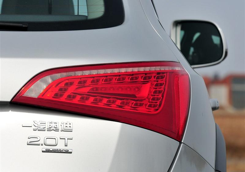 奧迪Q5  2011款 2.0TSI 豪華型