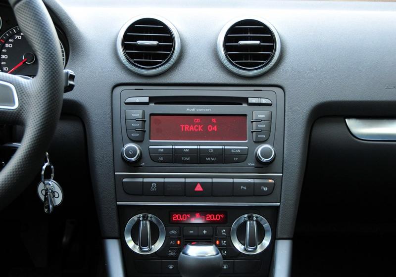 奧迪A3  2010款 Sportback 1.8T 豪華型