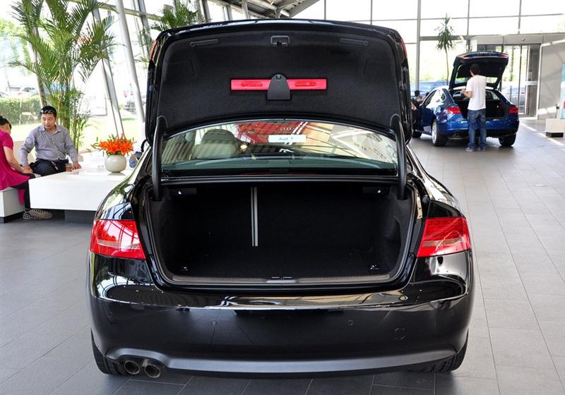 奧迪A5  2010款 2.0TSI Coupe 風尚版