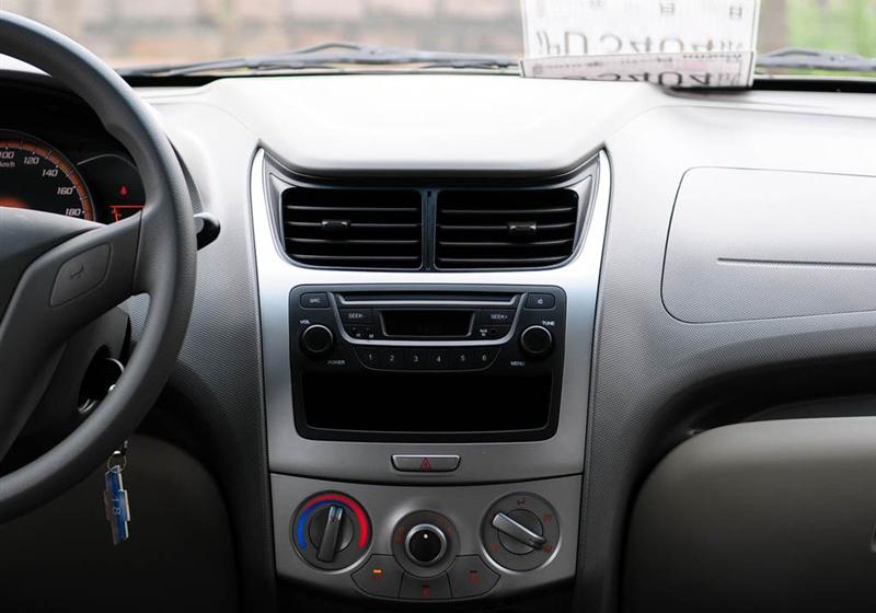 賽歐  2010款 兩廂 1.2L EMT理想版