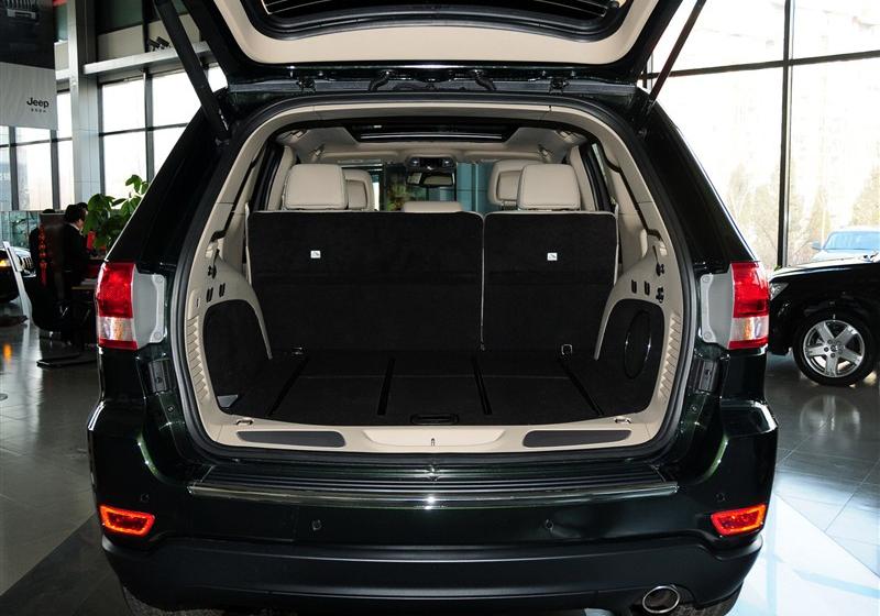 大切諾基(進口)  2011款 3.6 豪華導航版