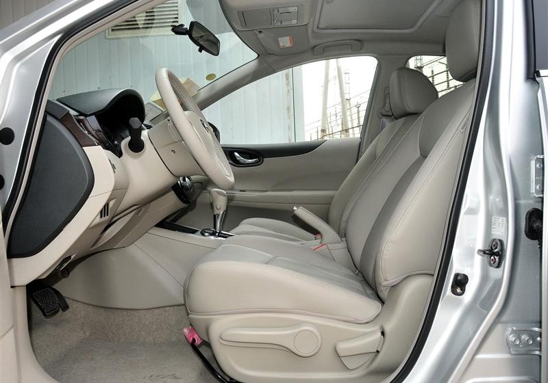 騏達  2011款 1.6 CVT豪華型