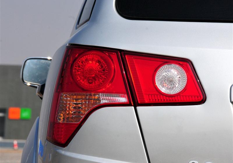 奧軒G3  2011款 G3 2.0L精英版