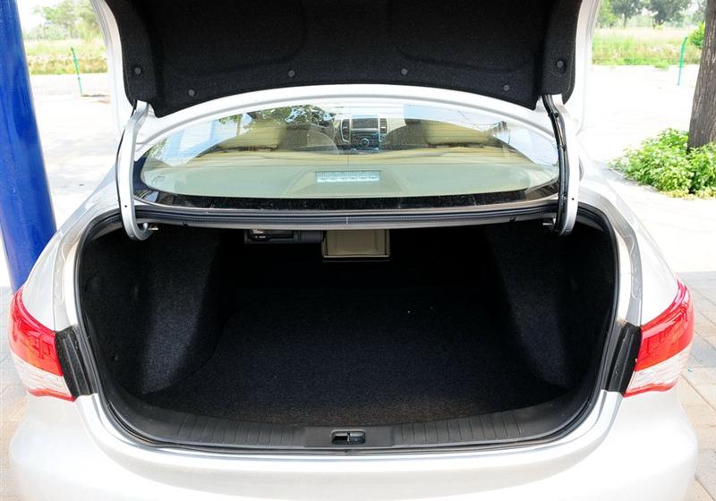 軒逸  2009款 2.0XL 科技天窗版