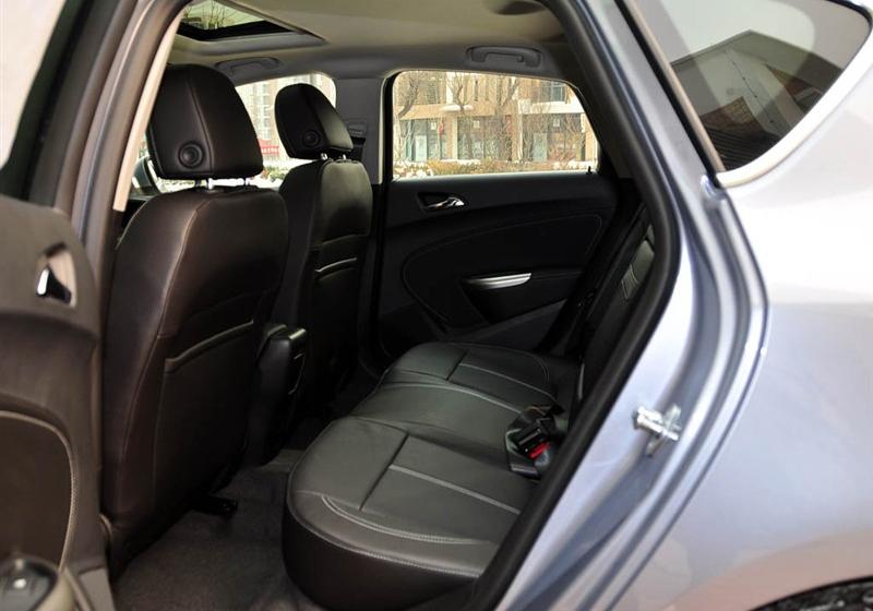 英朗  2010款 XT 1.8L 自動(dòng)豪華版