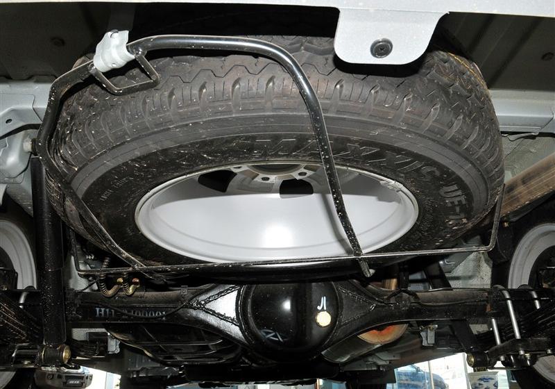 威麟H3  2011款 2.0T 豪華型