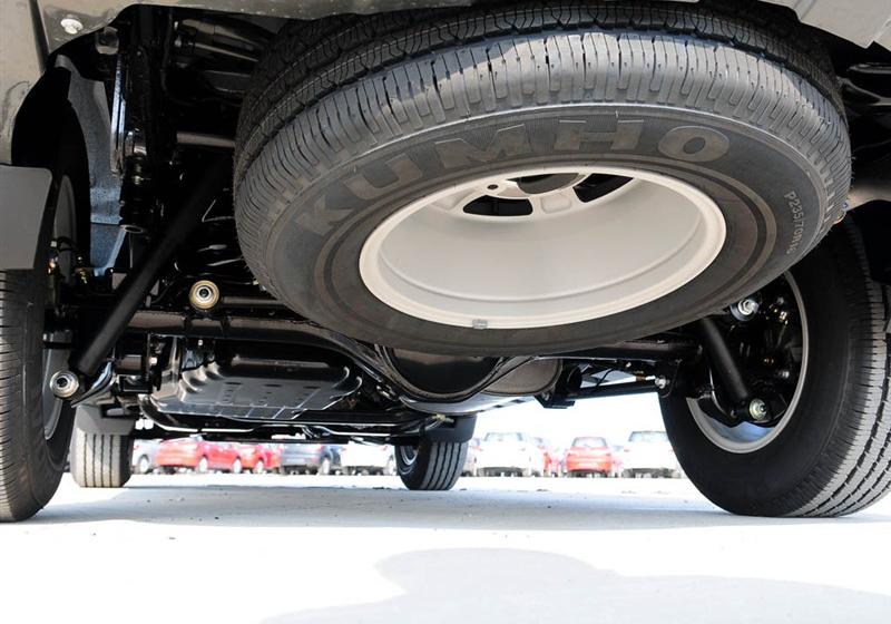 哈弗H3  2010款 領(lǐng)先版 2.5TCI四驅(qū)超豪華型