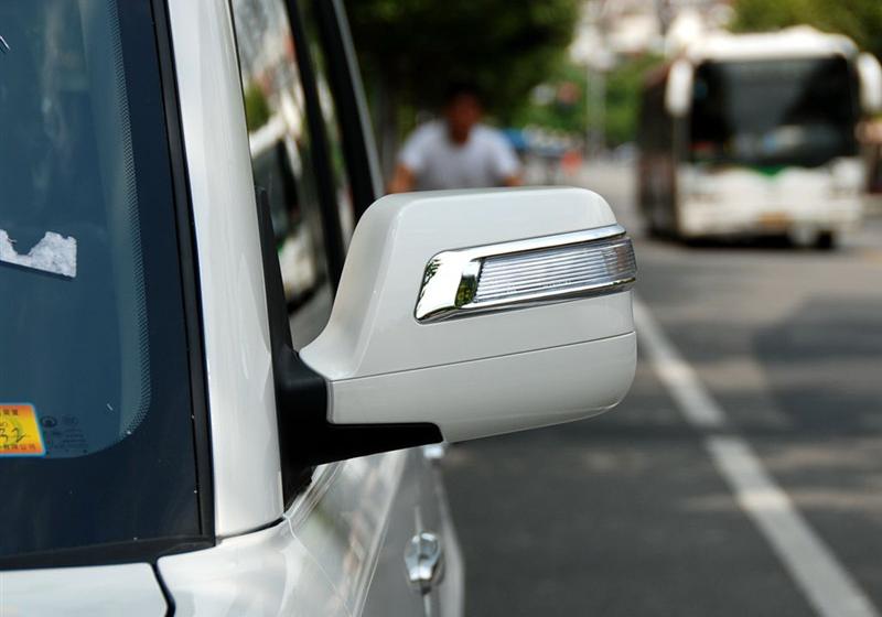 酷熊  2009款 1.5 豪華型