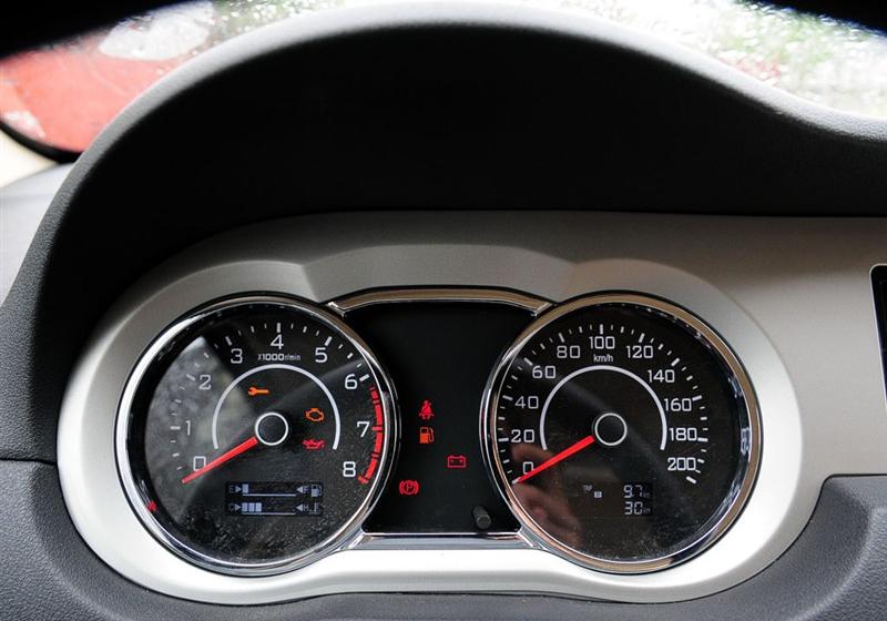 騰翼C30  2010款 1.5 手動舒適型