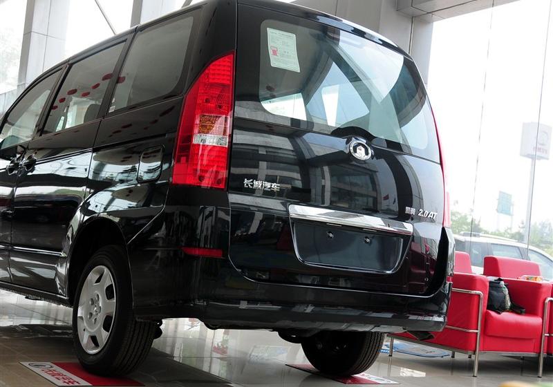 騰翼V80  2011款 2.0 自動標(biāo)準(zhǔn)型