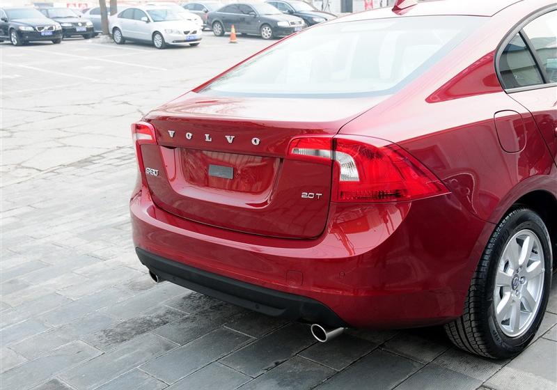 沃爾沃S60  2011款 2.0T 舒適版